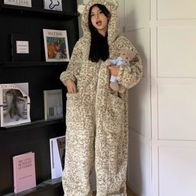 Tenue d’intérieur pour femme mignonne avec capuche intégrée